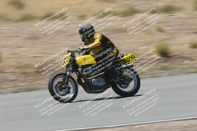 media/Apr-20-2025-AHRMA (Sun) [[393a79c373]]/Race/Group 5/Turn 4b/